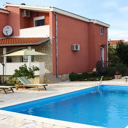 Vila House With A Pool Eva *